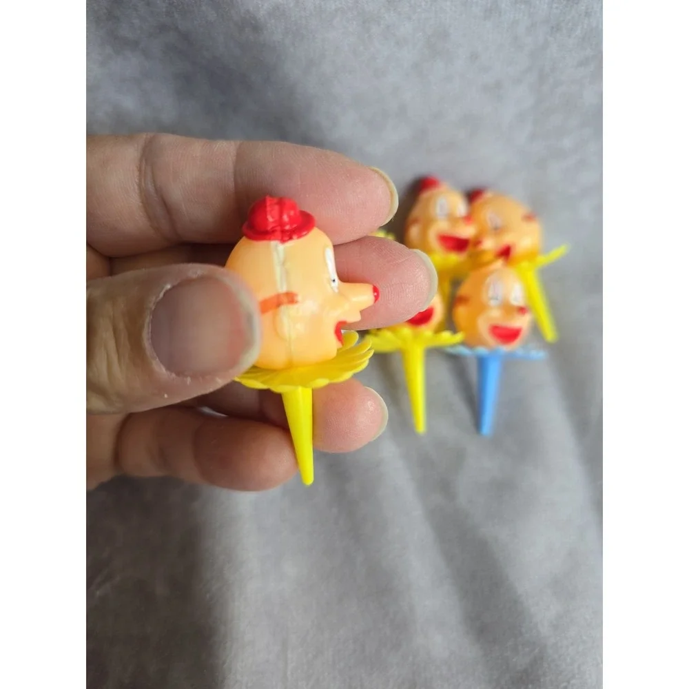 7 Vintage Wilton Clown Head Cupcake Cake Topper Lot of Birthday Decoration